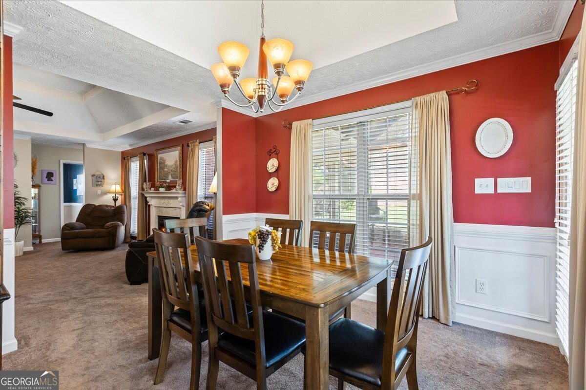 370 Oakpark Terrace Property Photo 14