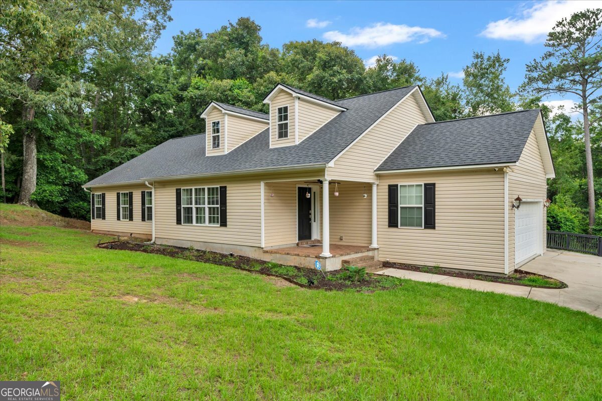 222 Blue Ridge Lane Property Photo 2