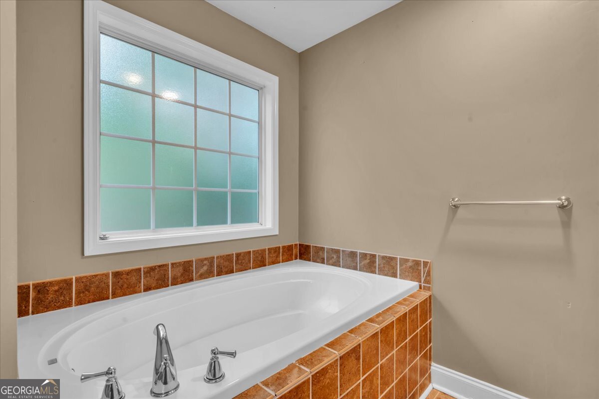 222 Blue Ridge Lane Property Photo 25