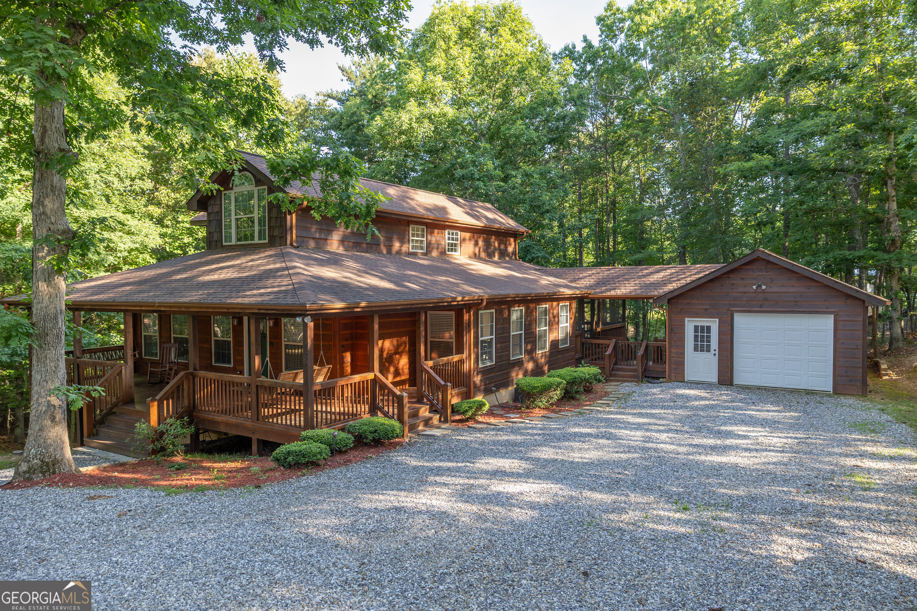 182 Oak Hills Drive Property Photo 1