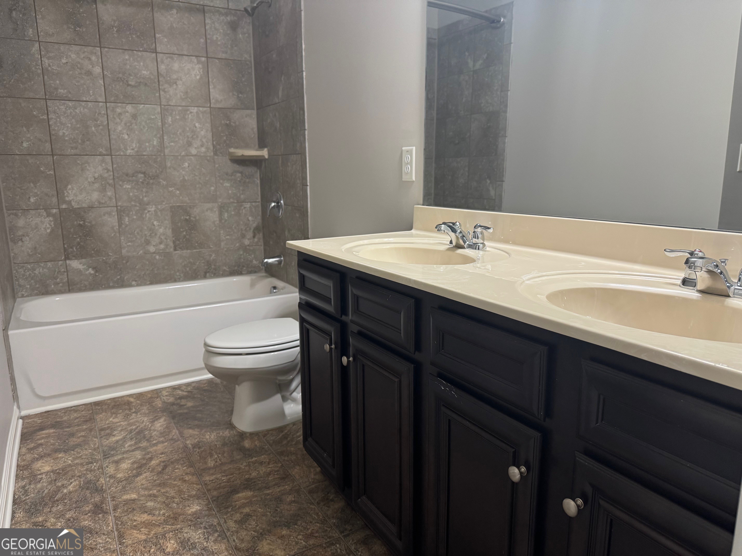 717 Melanie Jean Drive Property Photo 10