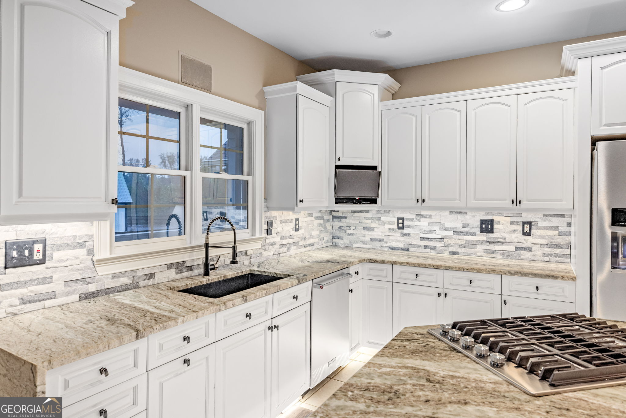3608 Sunflower Drive Property Photo 16