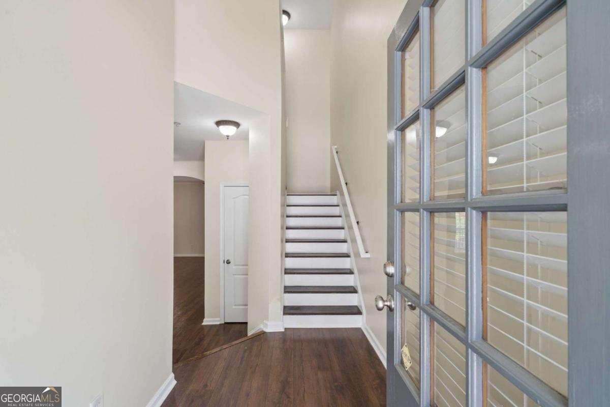 1075 Brownstone Drive # 23 Property Photo 5