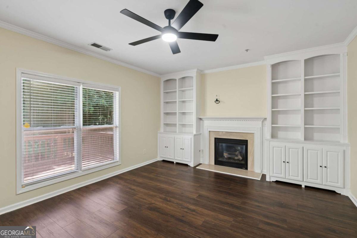 1075 Brownstone Drive # 23 Property Photo 11