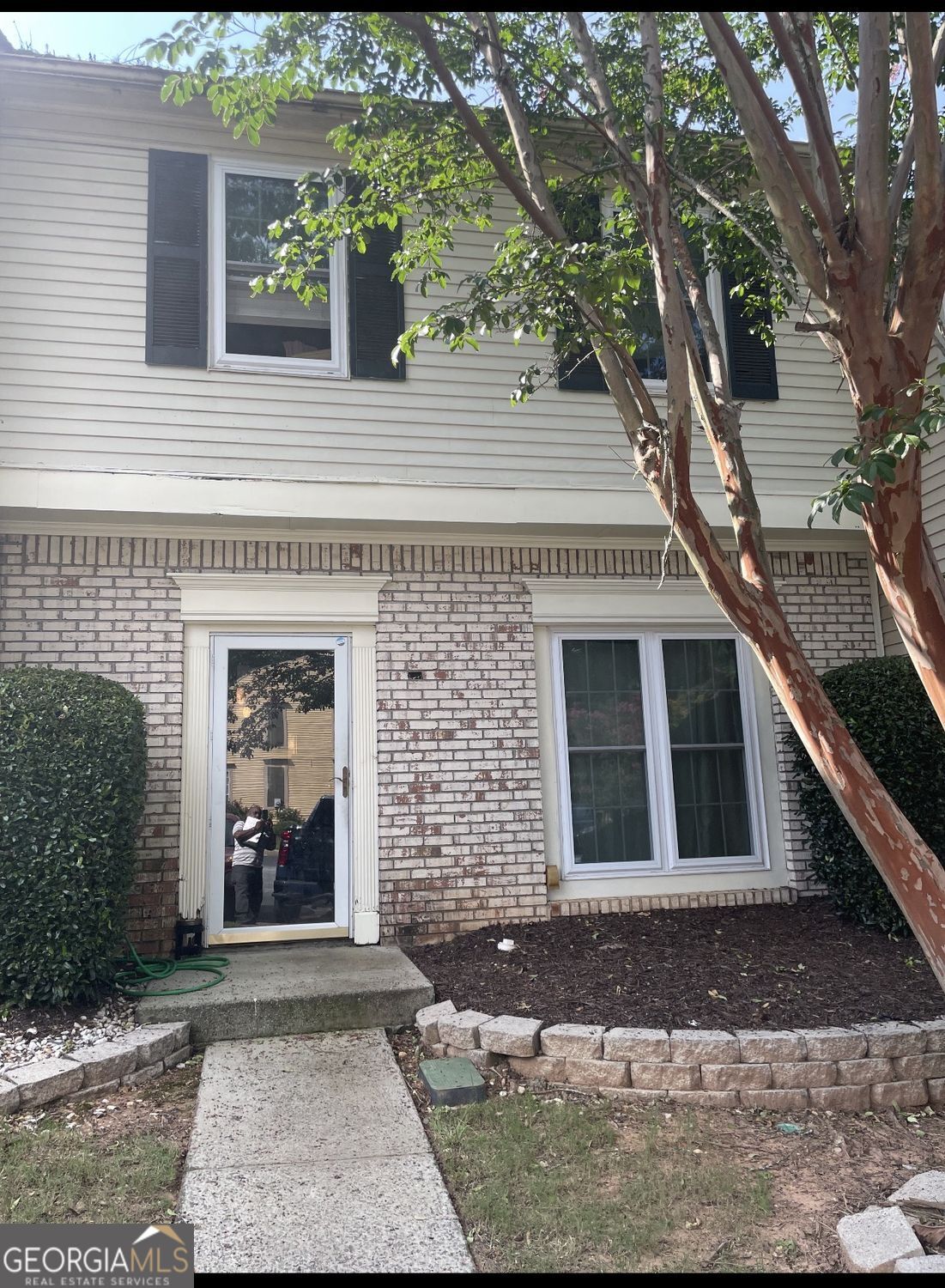 3448 Washington Way Property Photo 1