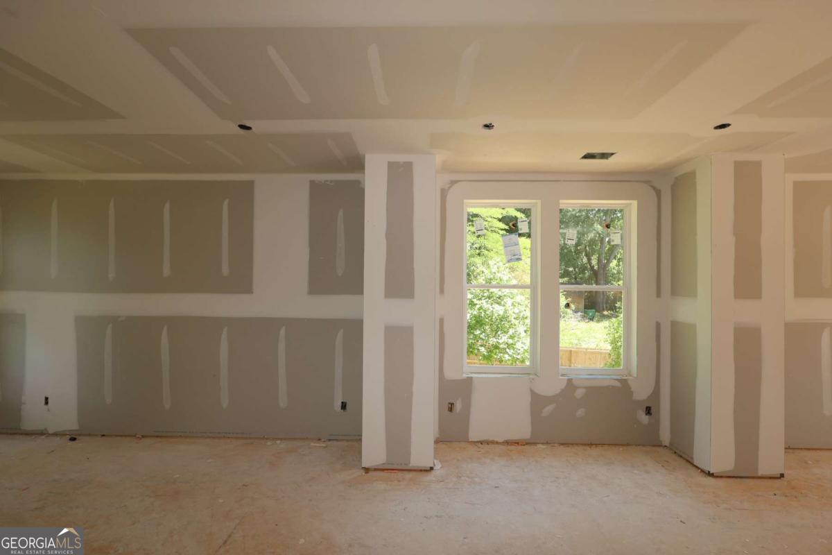 642 Memphis Drive Property Photo 10