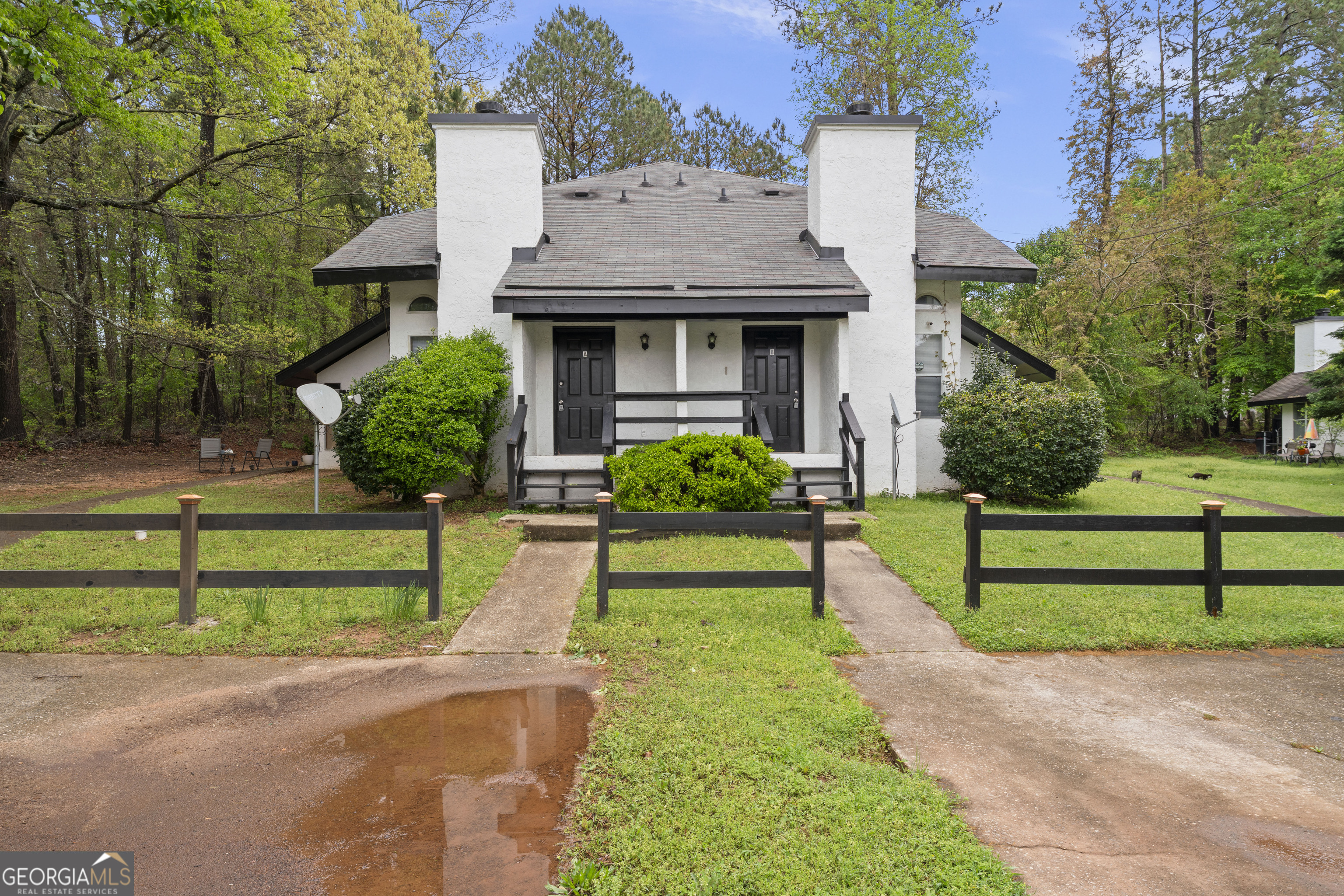 8506 Pineland Drive Property Photo 1