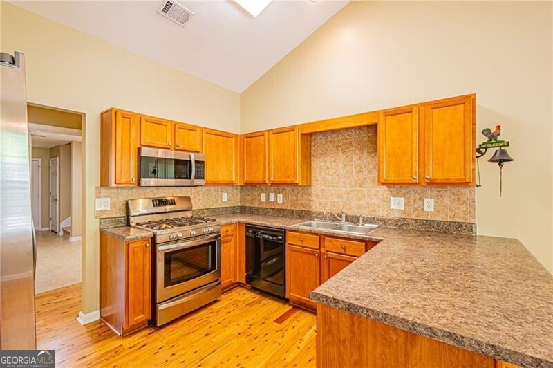 67 Nashport Lane Property Photo 7