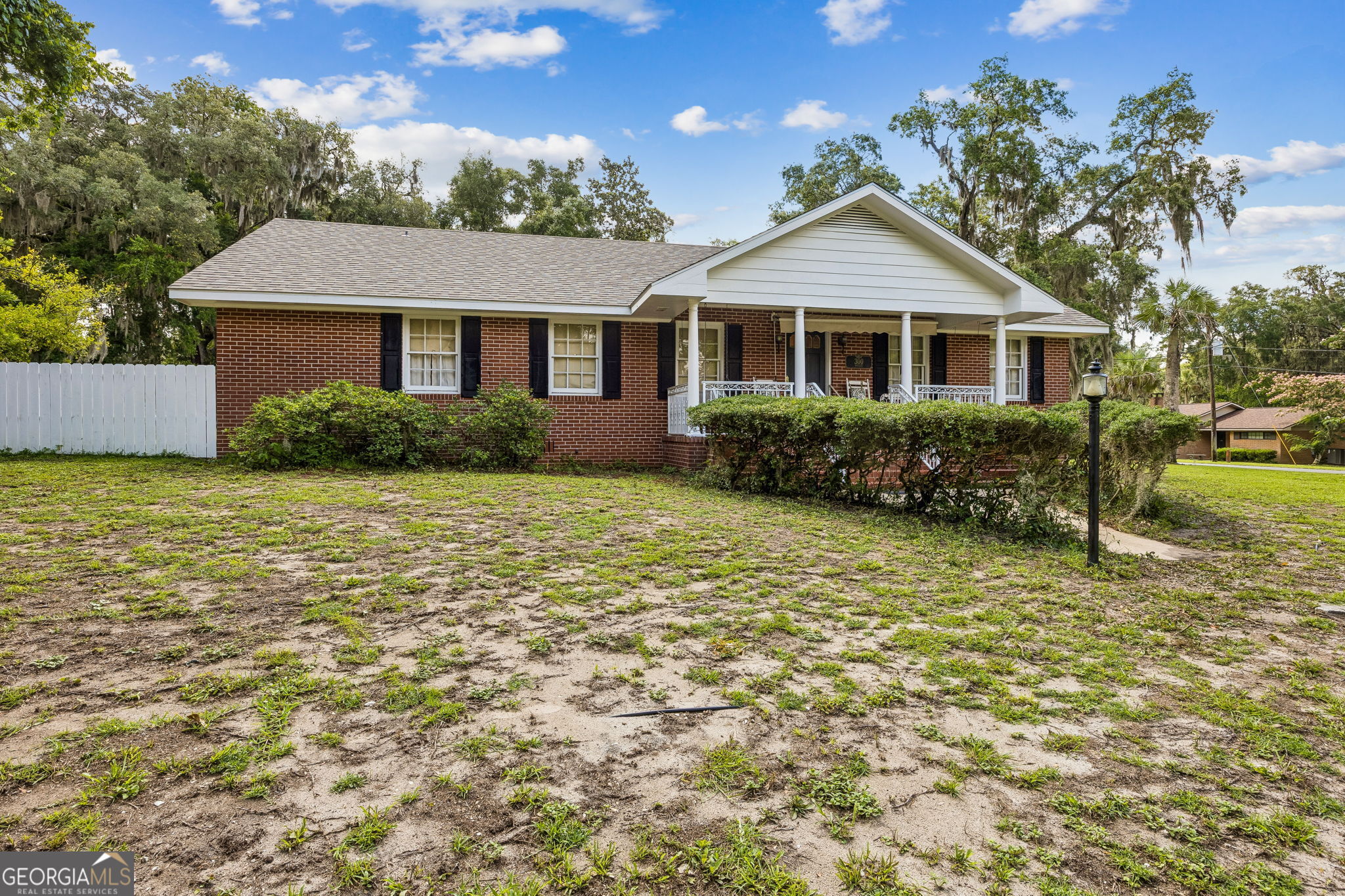 300 Dilworth Street Property Photo 2