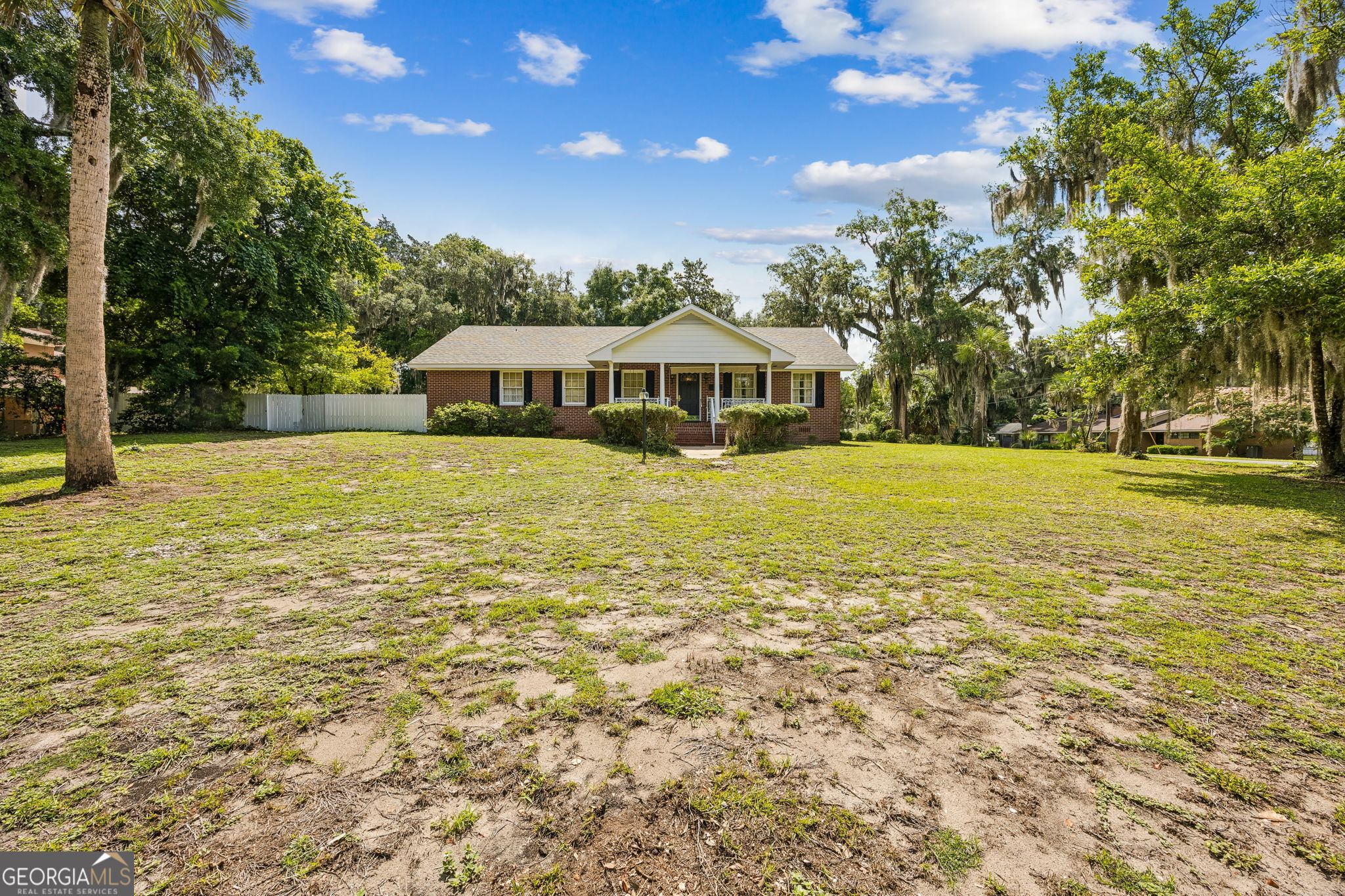 300 Dilworth Street Property Photo 4