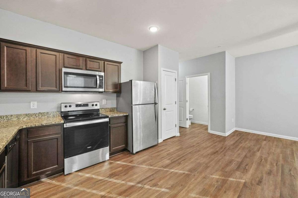 2056 Wildflower Way Property Photo 12