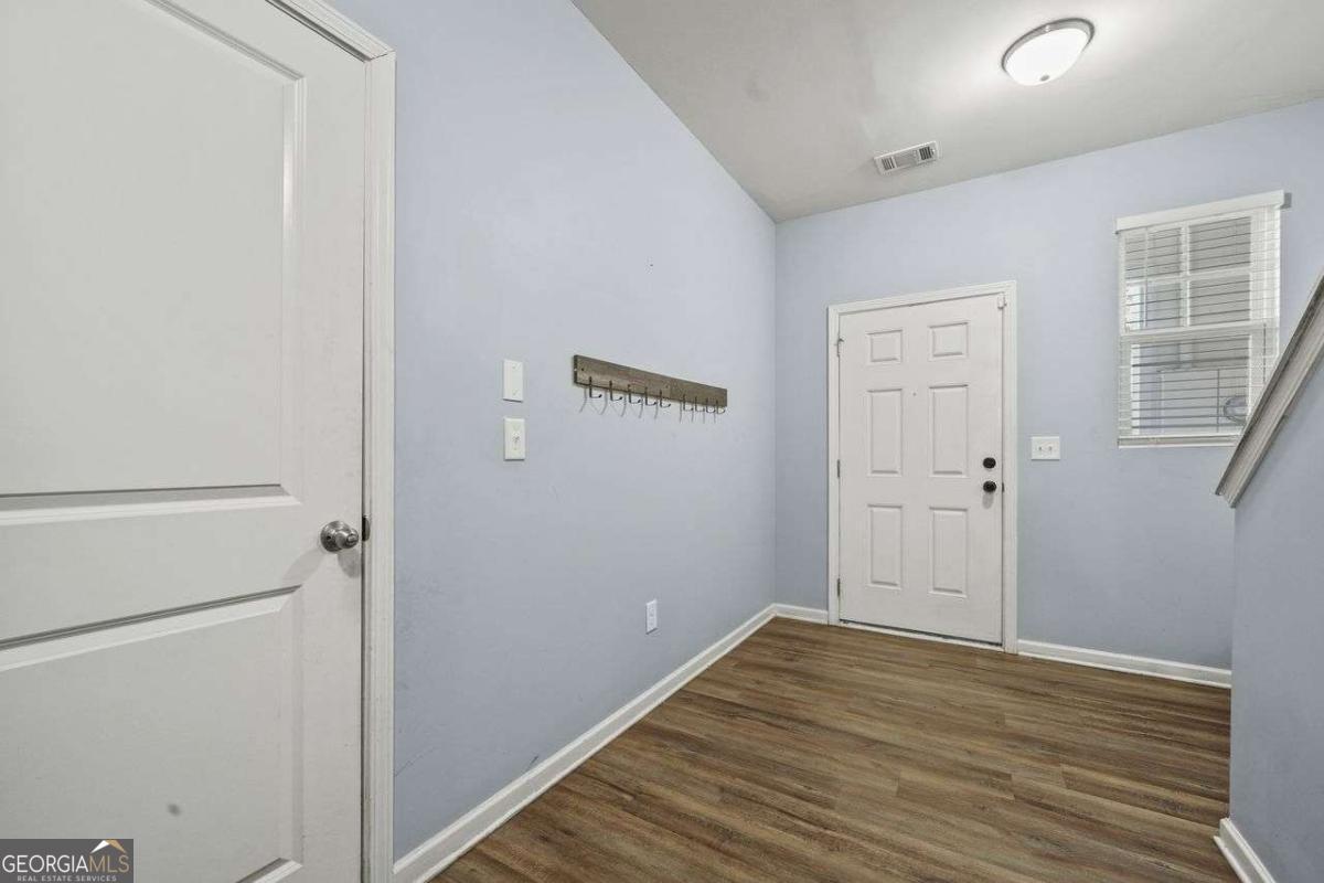 2056 Wildflower Way Property Photo 28