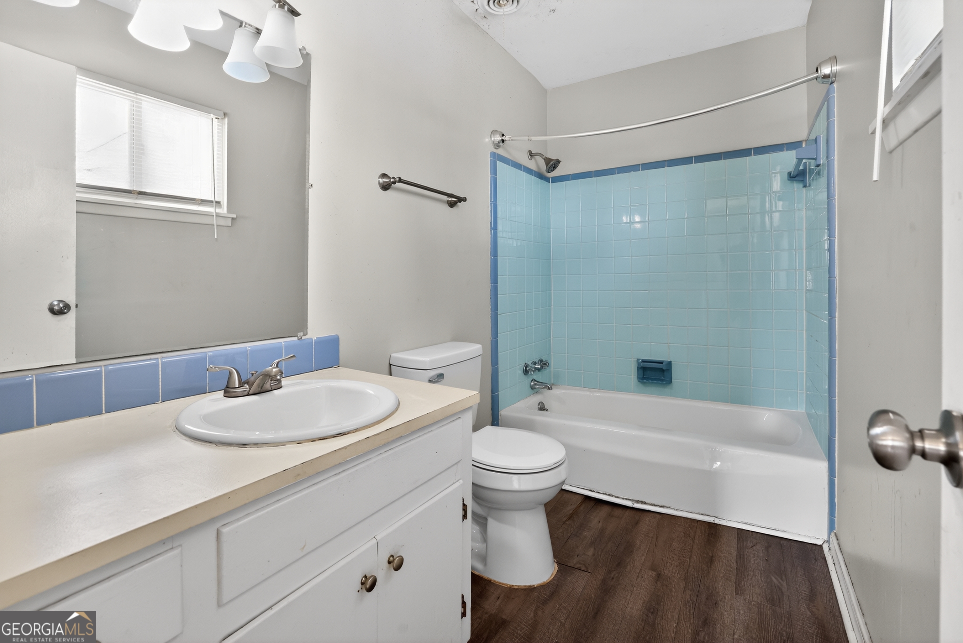 2319 Shadowood Drive Property Photo 16