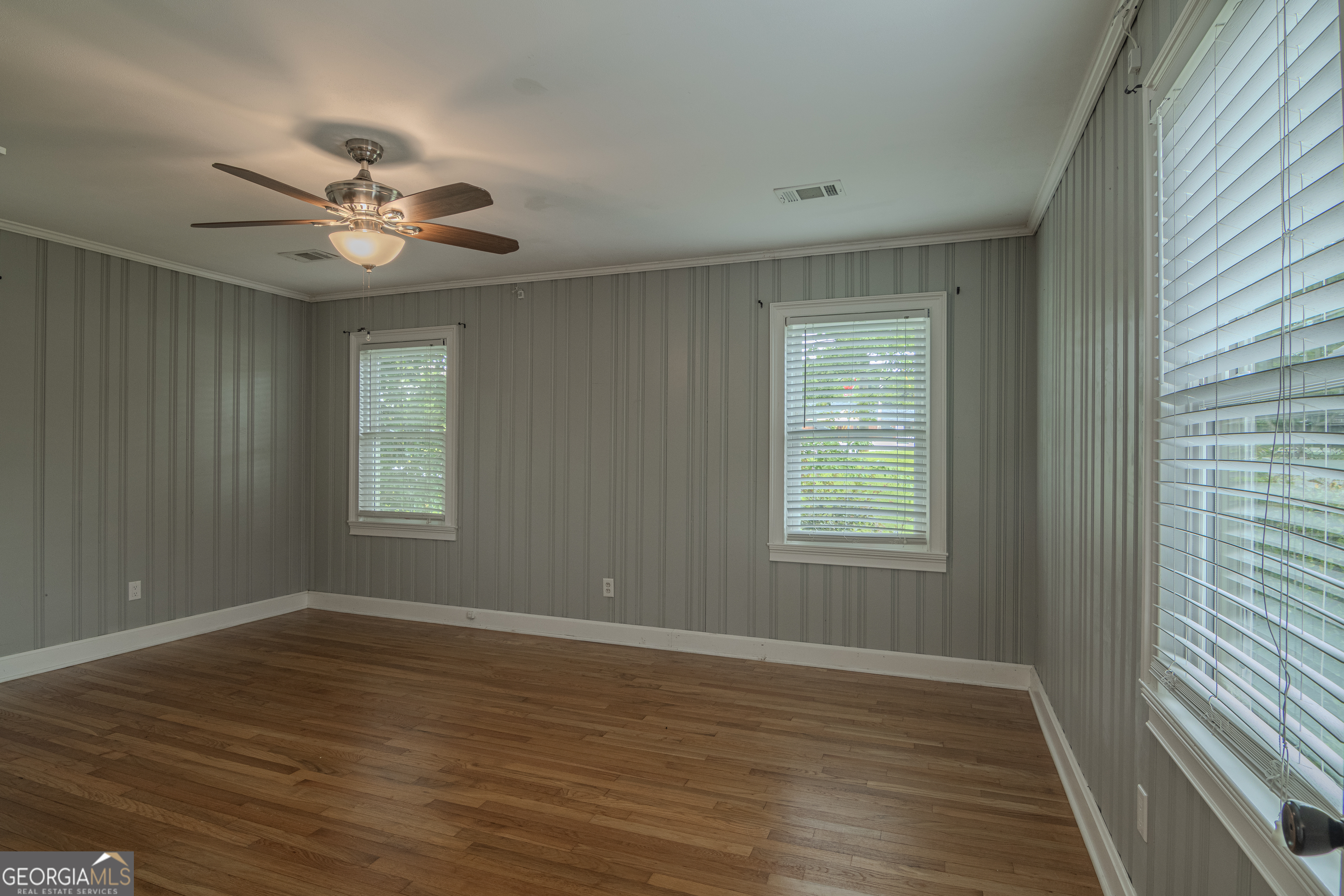 57 Hollis Heights Property Photo 35
