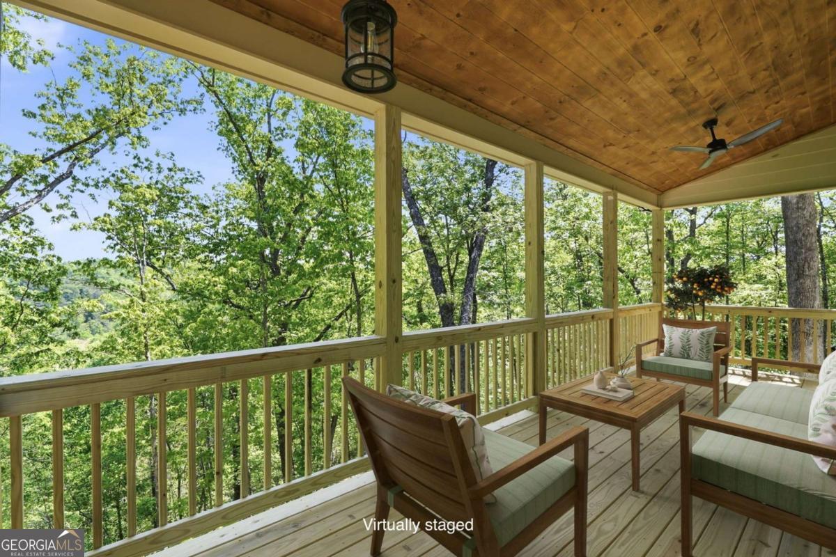1600 Dover Drive Property Photo 6