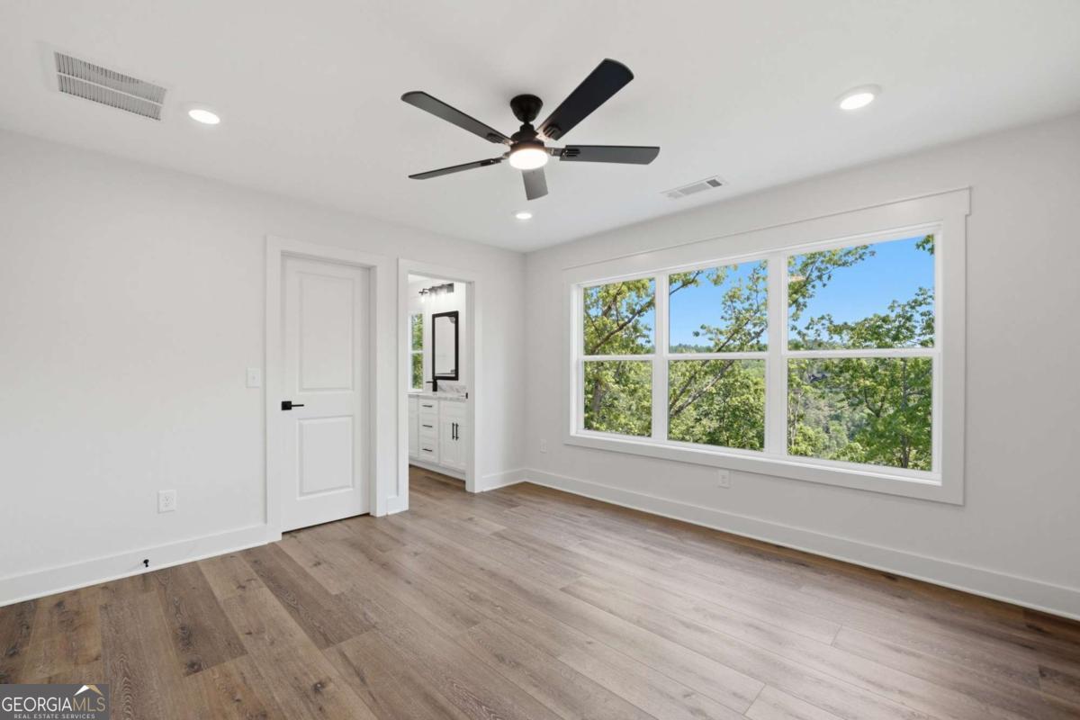 1600 Dover Drive Property Photo 32