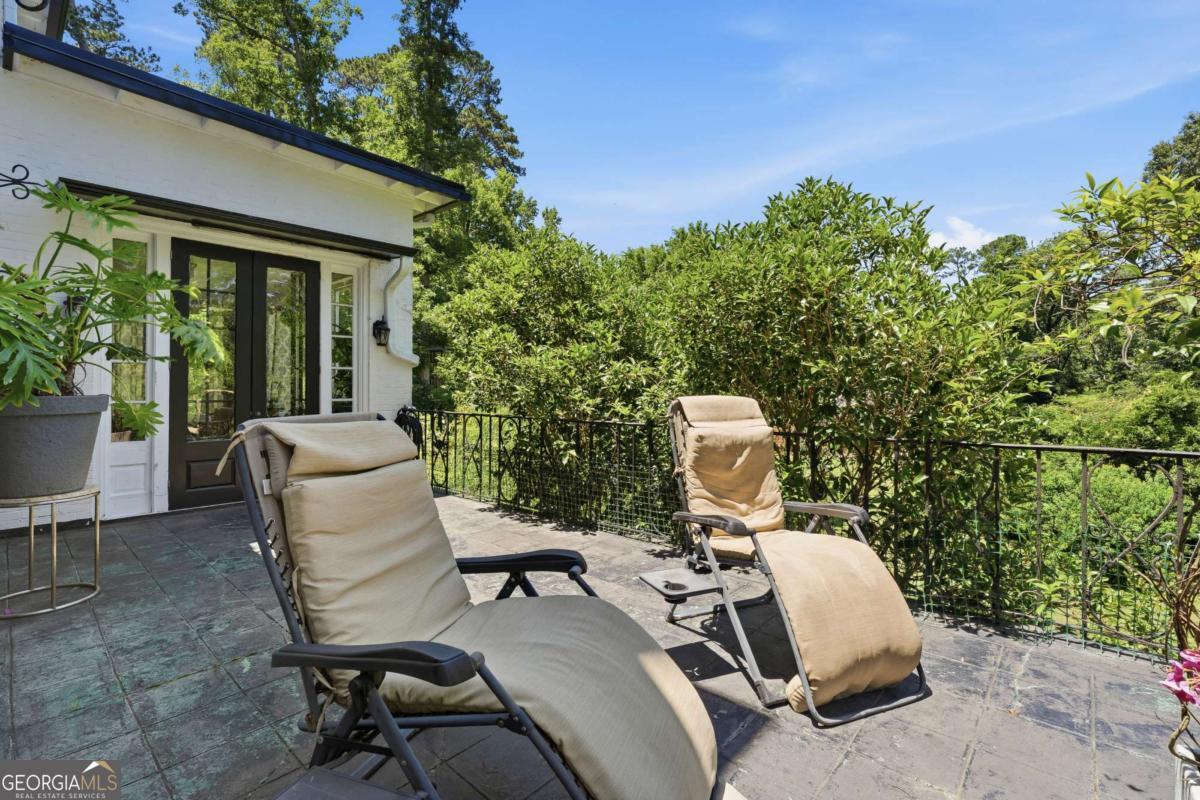 3155 Ingleside Drive Ne Property Photo 46