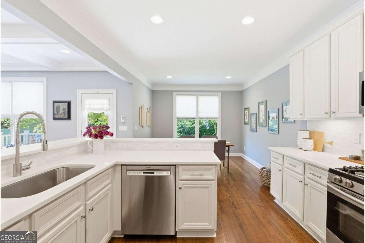 1324 Cambridge Avenue Property Photo 17