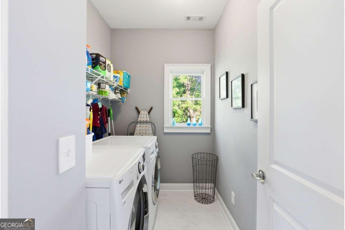 1324 Cambridge Avenue Property Photo 34