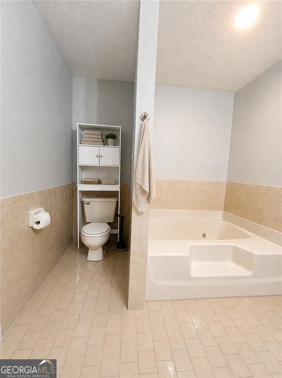 40 Flint Hill Drive Property Photo 8
