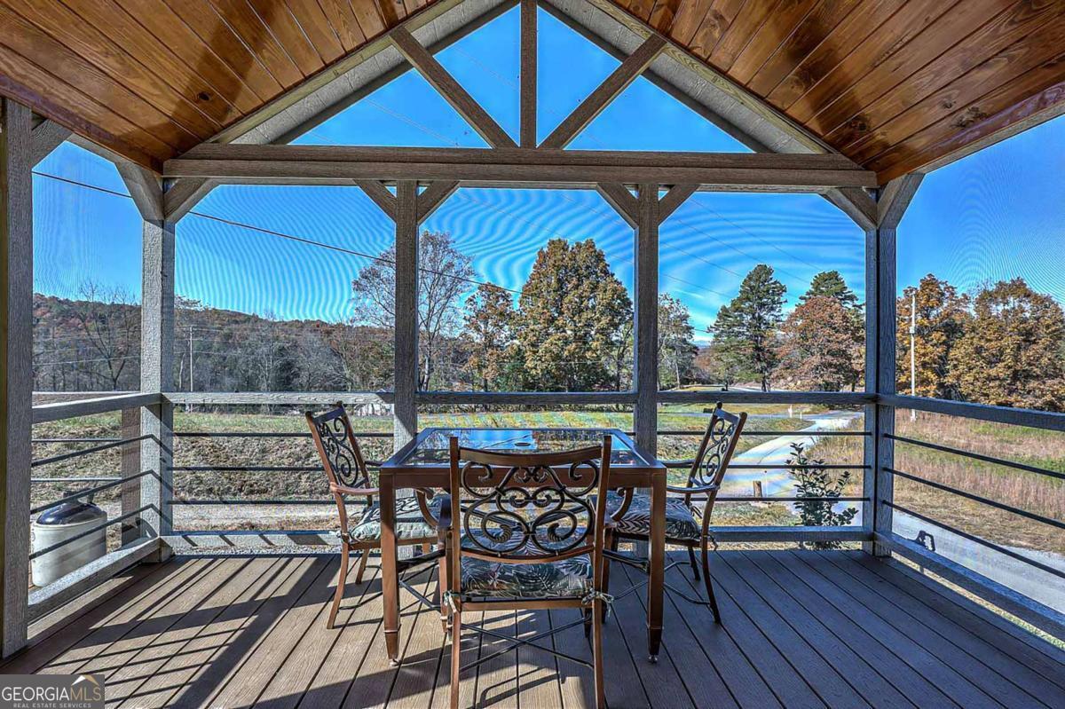 476 Property Photo 9