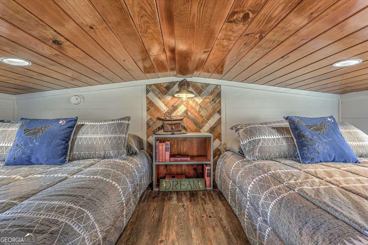476 Property Photo 15