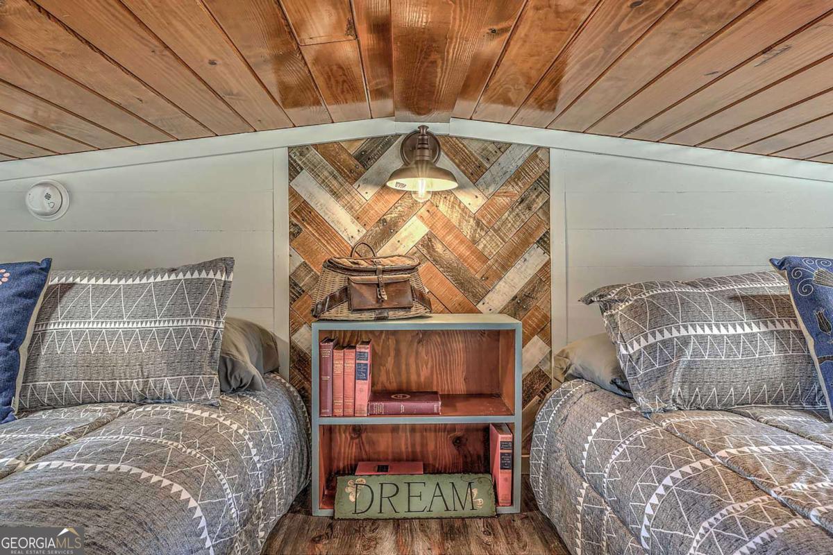 476 Property Photo 16