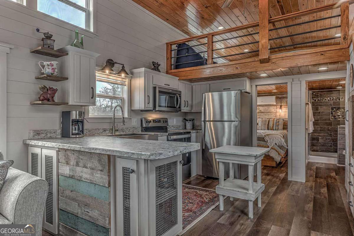 476 Property Photo 31