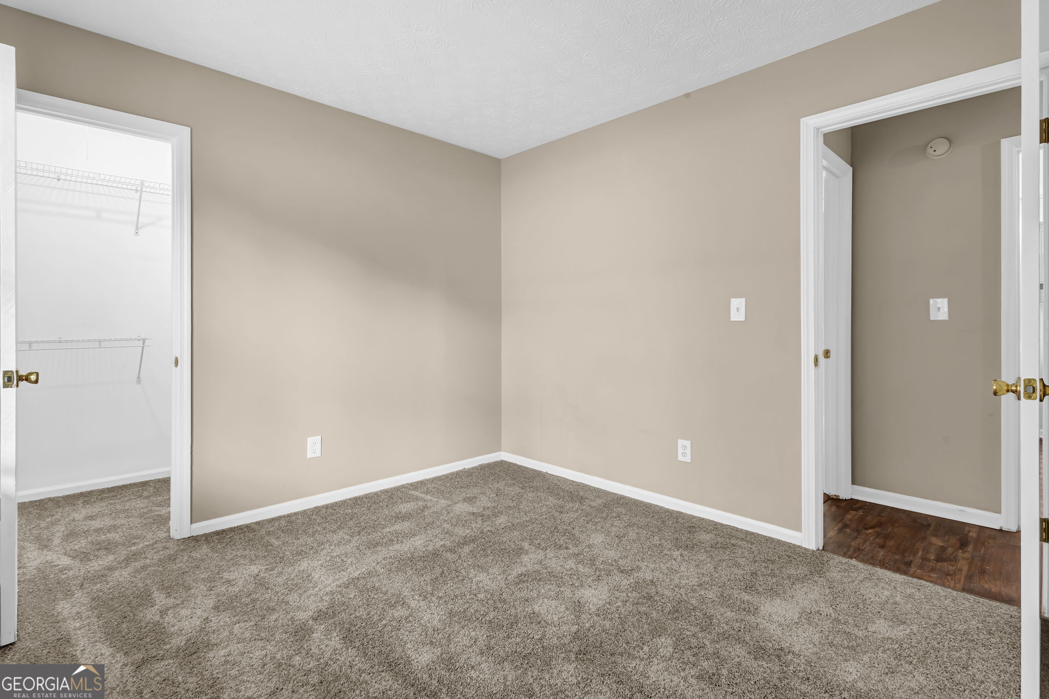 8997 Huntwood Lane Property Photo 8