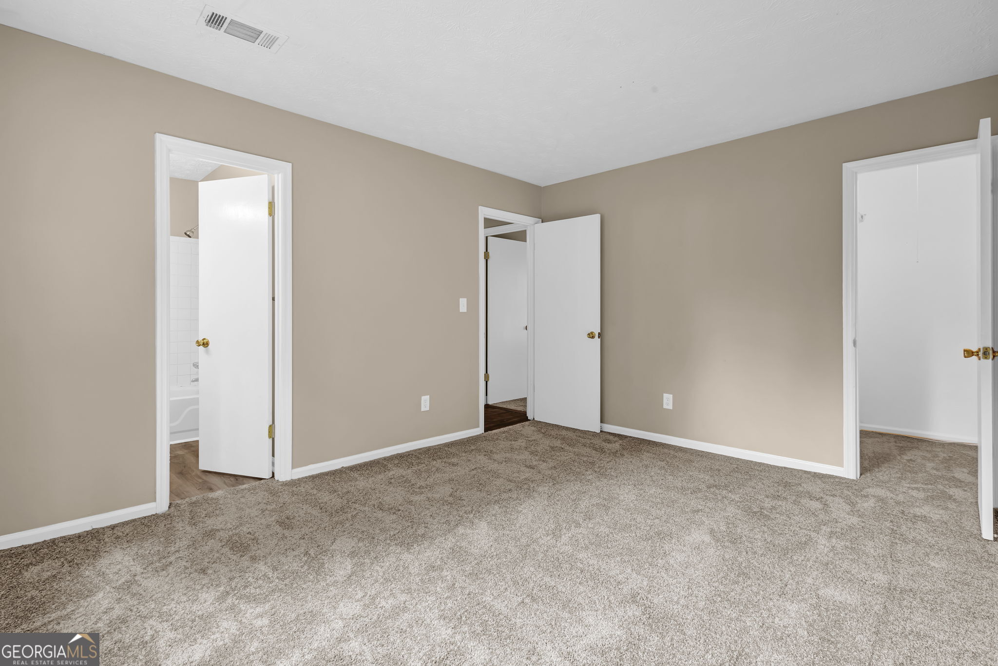 8997 Huntwood Lane Property Photo 15