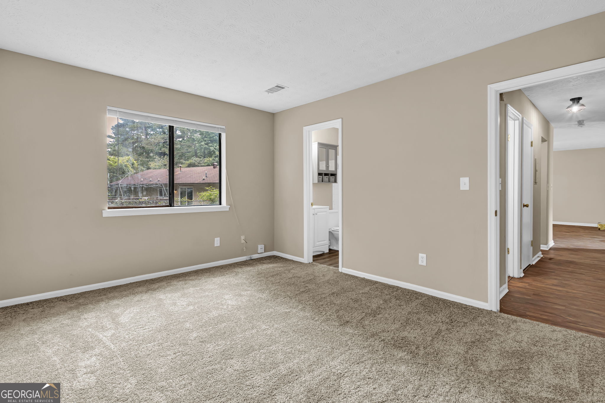 8997 Huntwood Lane Property Photo 16