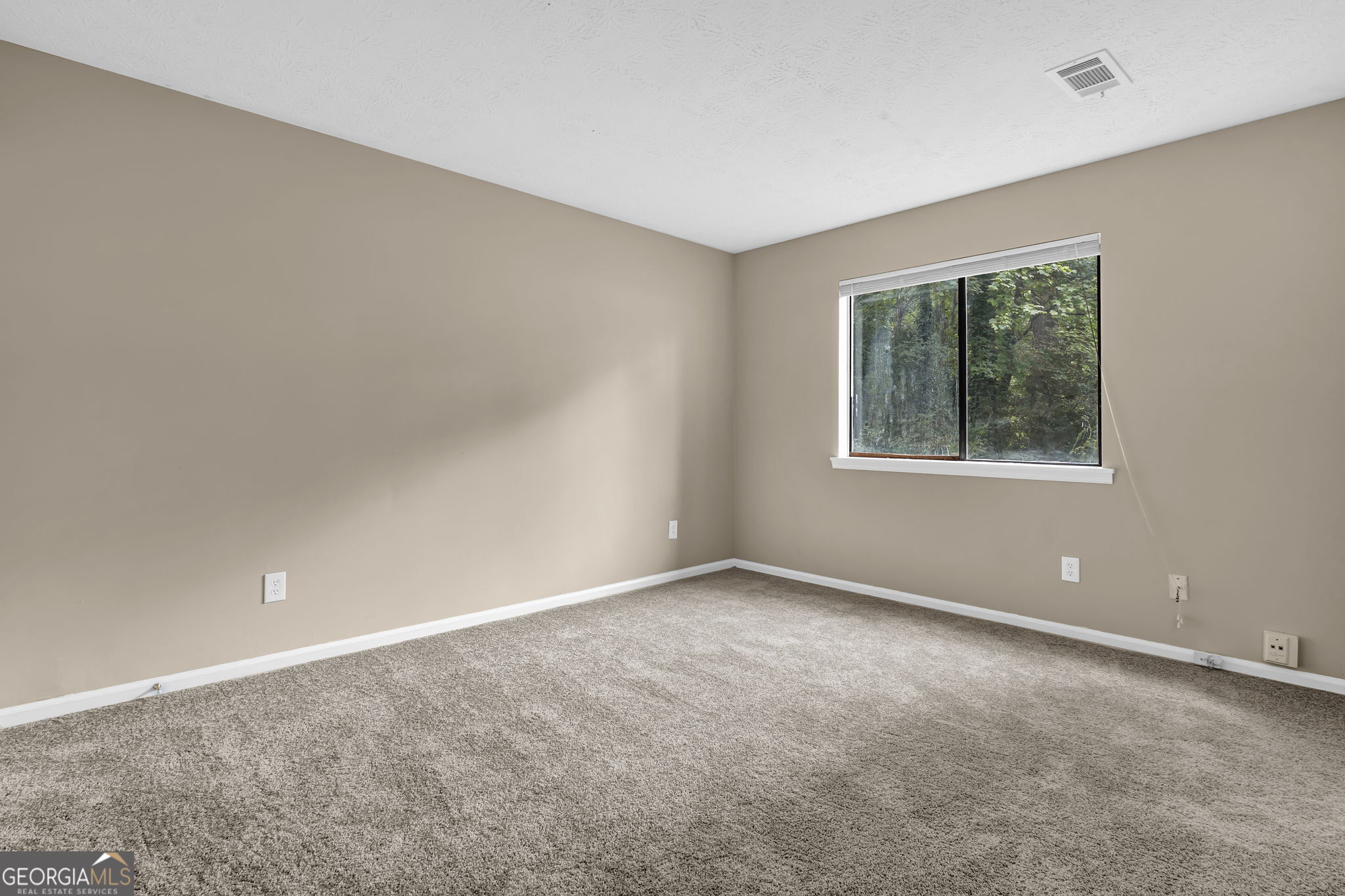 8997 Huntwood Lane Property Photo 17