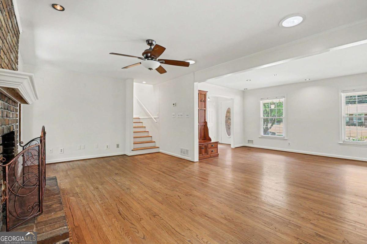 3135 Wanda Woods Drive Property Photo 17