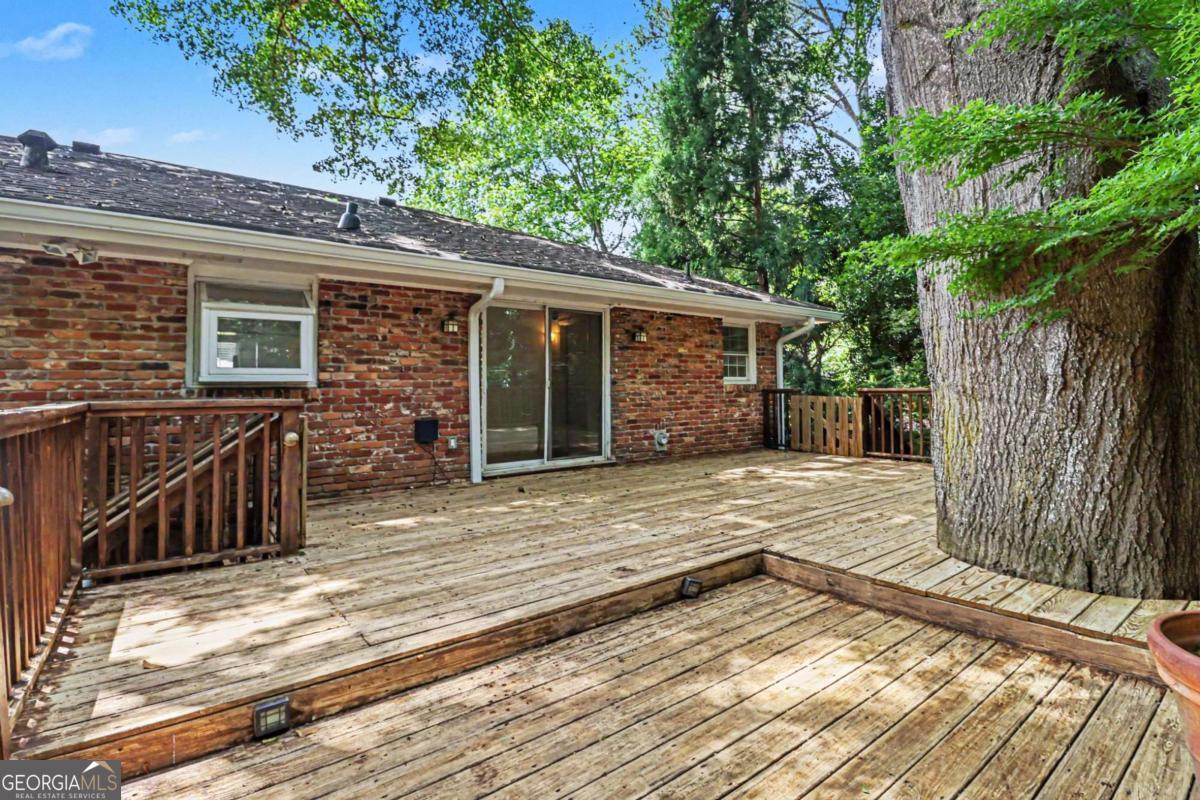 3135 Wanda Woods Drive Property Photo 32