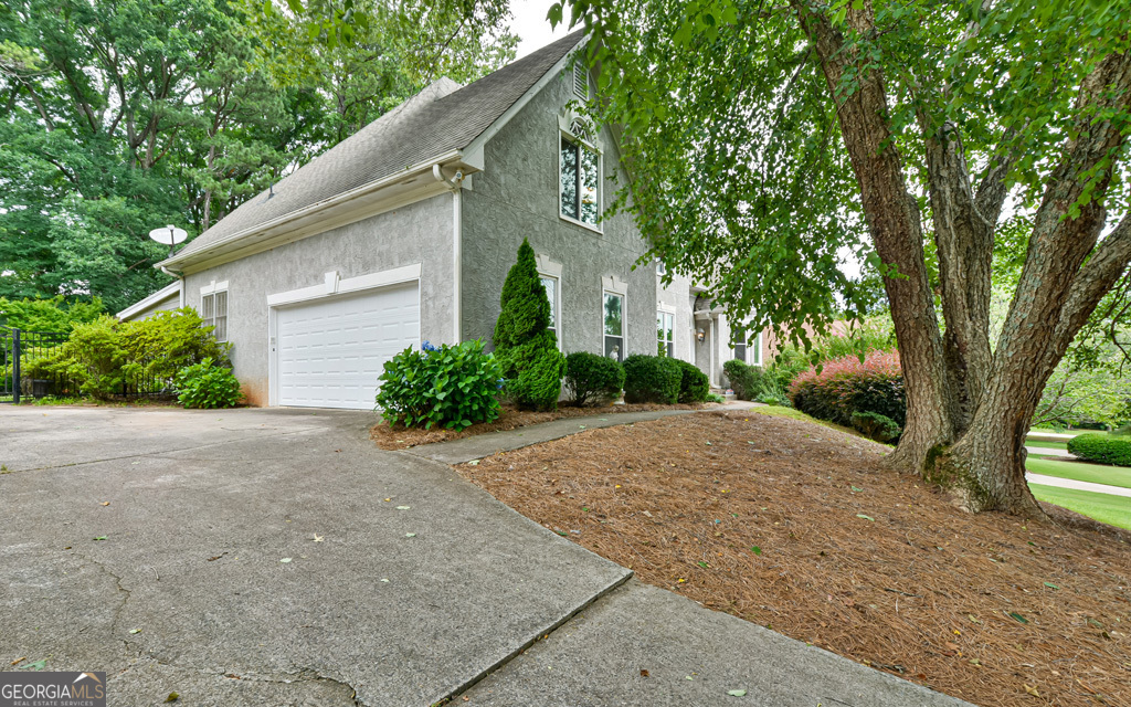 371 Bridgebrook Lane Sw Property Photo 5