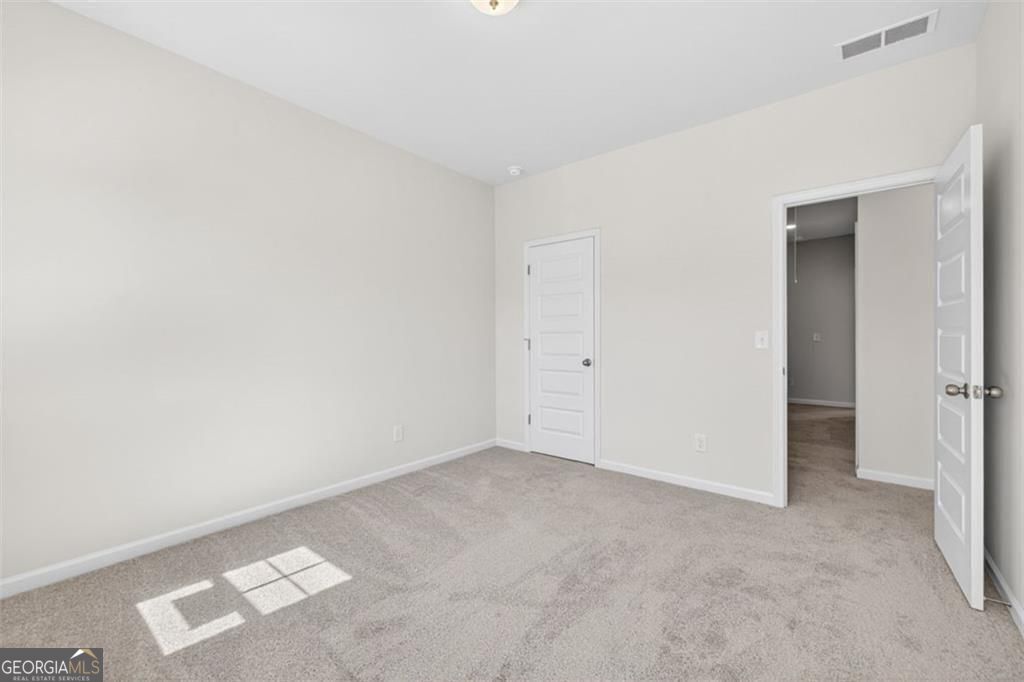 321 Caroline Place # 175 Property Photo 15