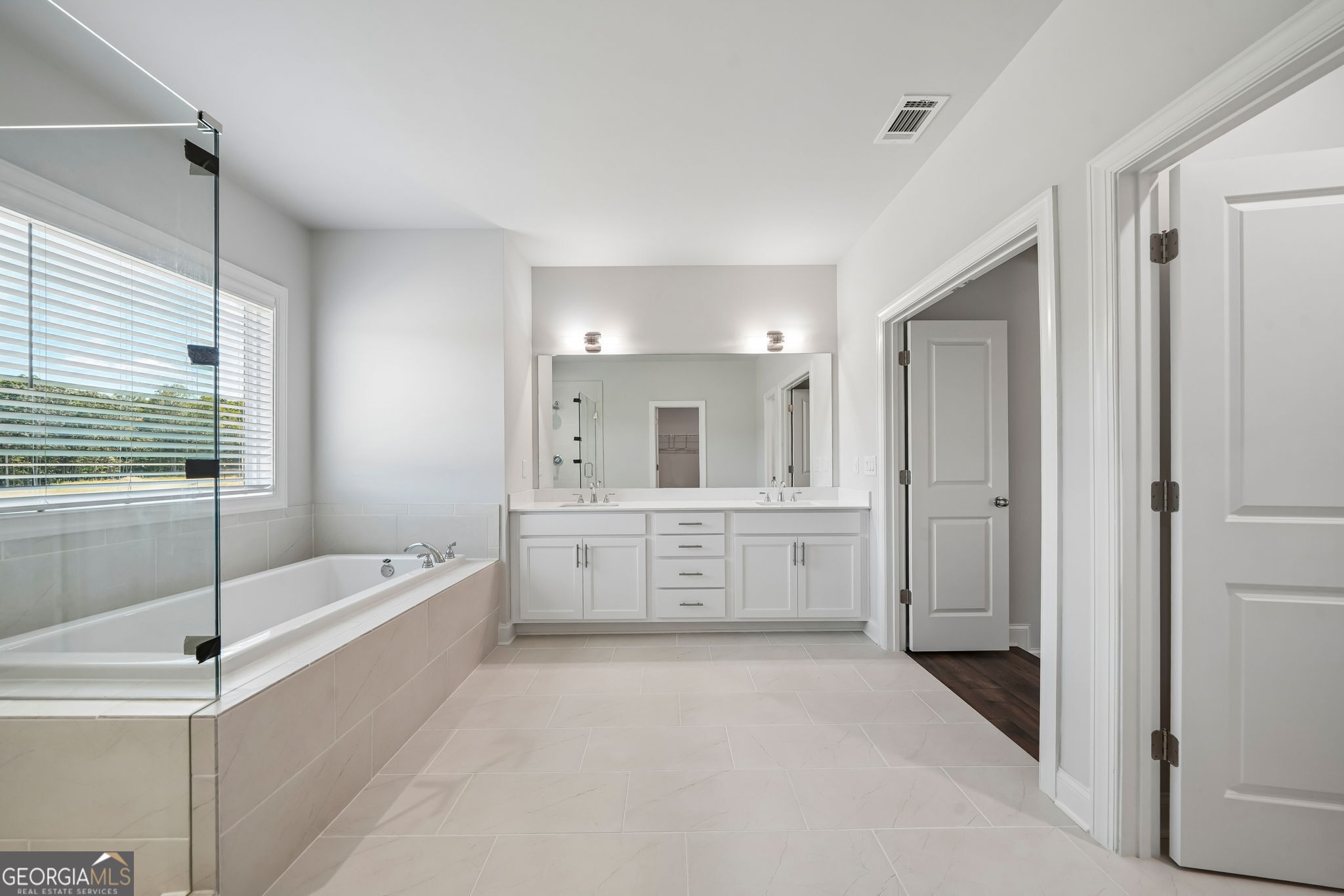 1641 Mount Moriah Road Property Photo 18