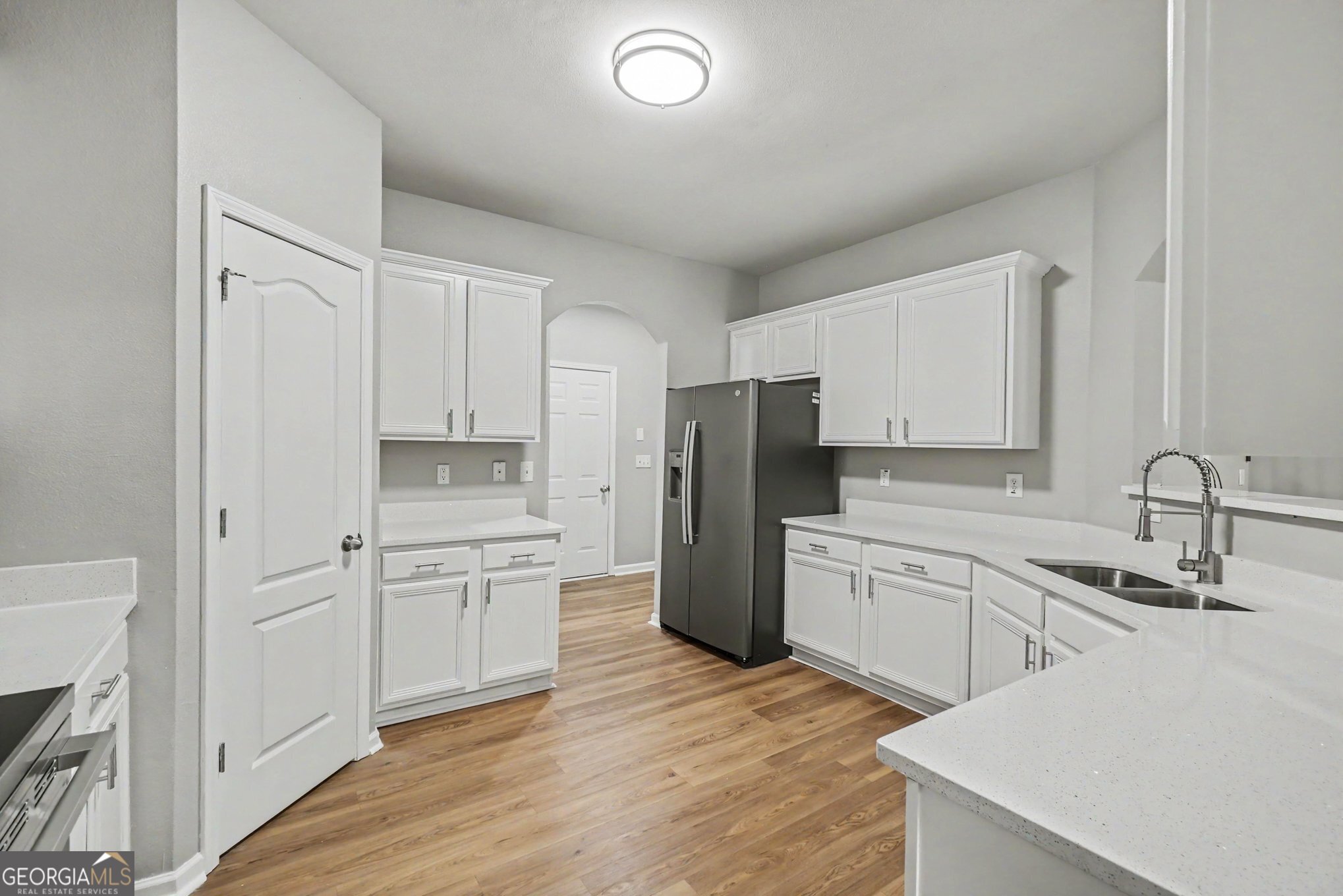 208 Ranier Court Property Photo 13