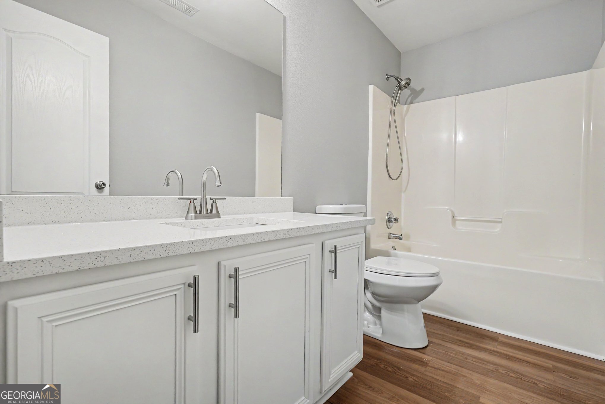 208 Ranier Court Property Photo 20