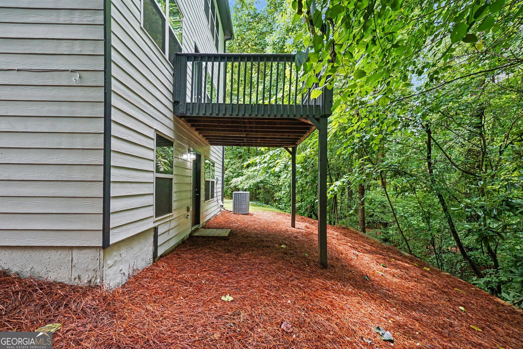 208 Ranier Court Property Photo 32