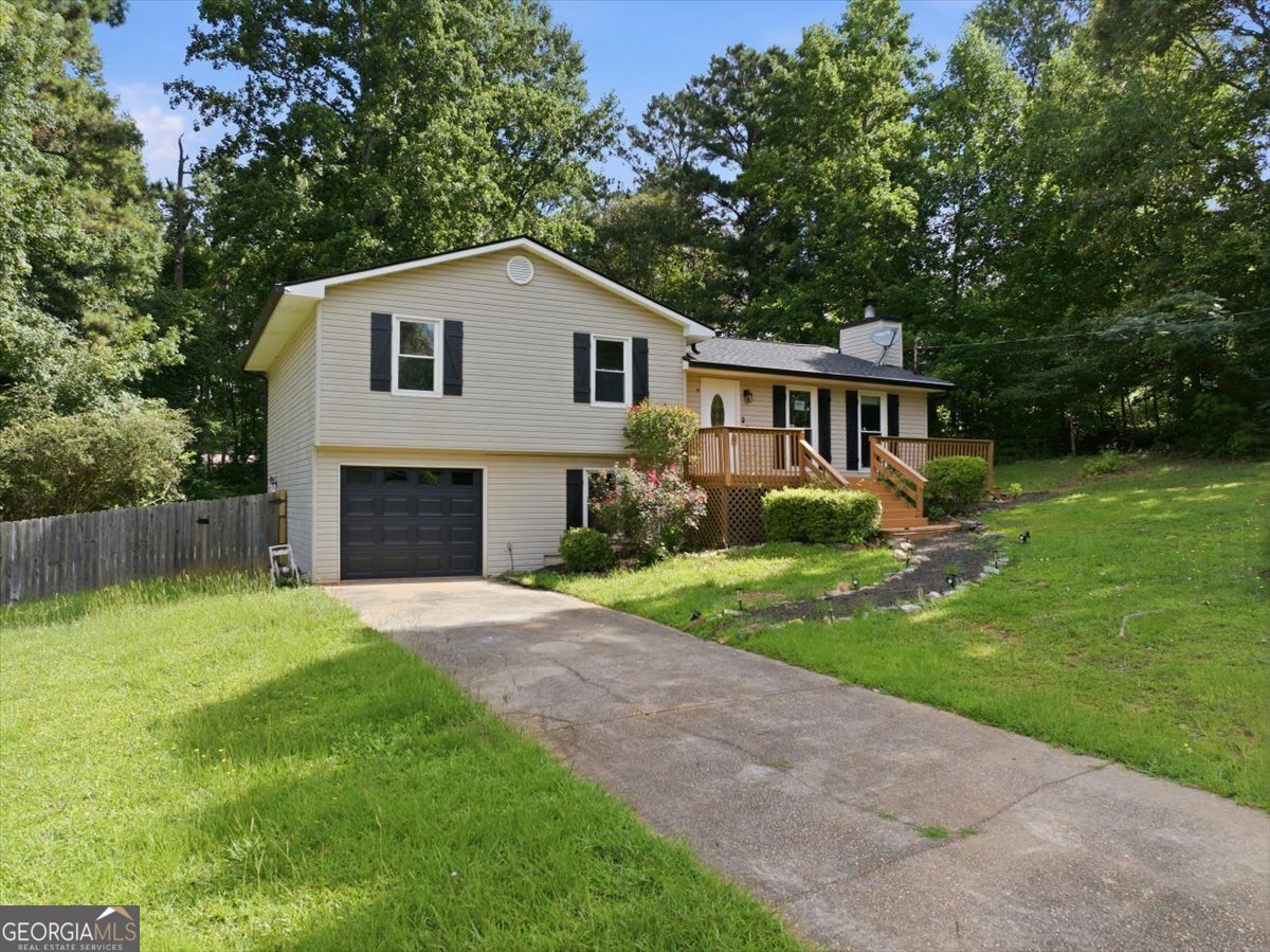 105 Elberta Drive Property Photo 4