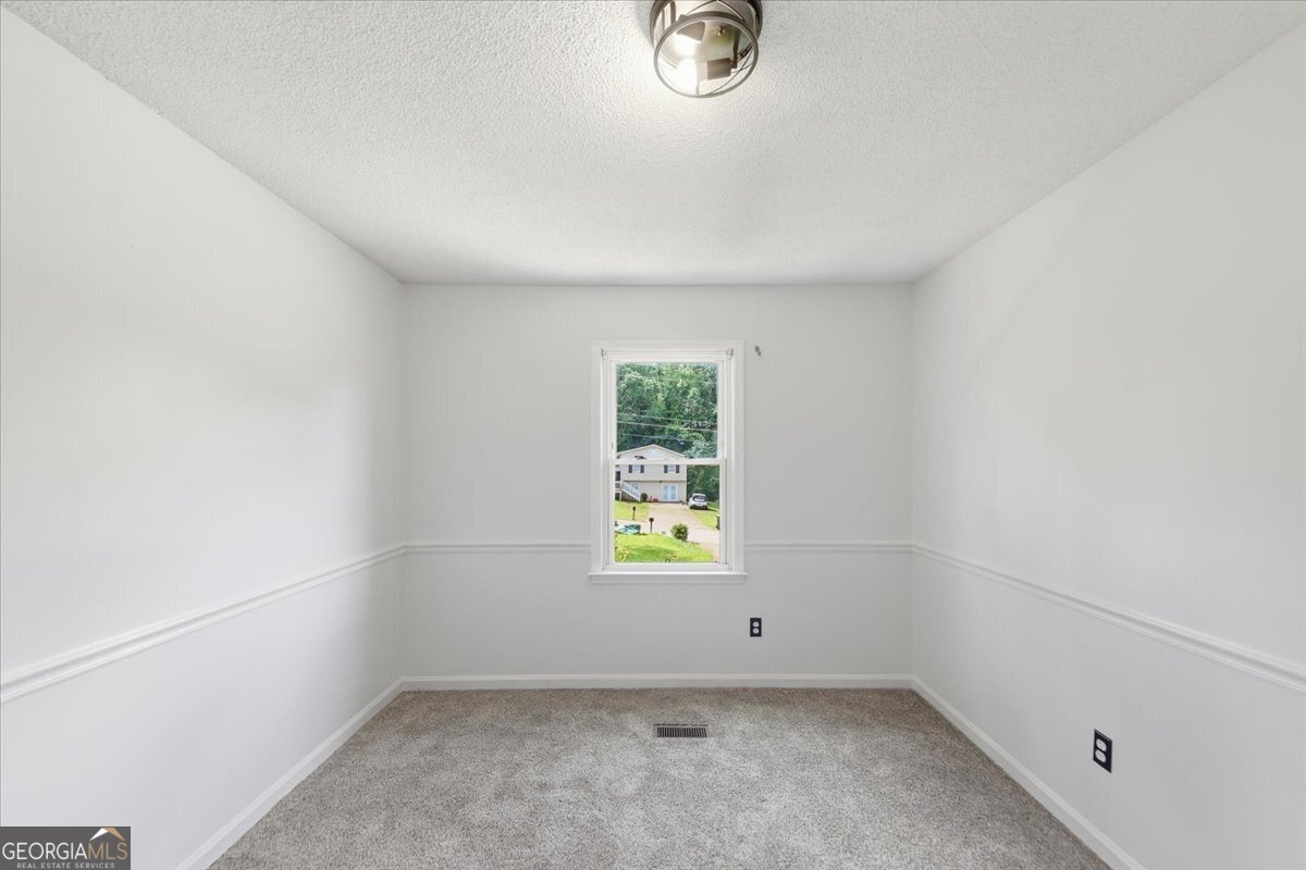 105 Elberta Drive Property Photo 16