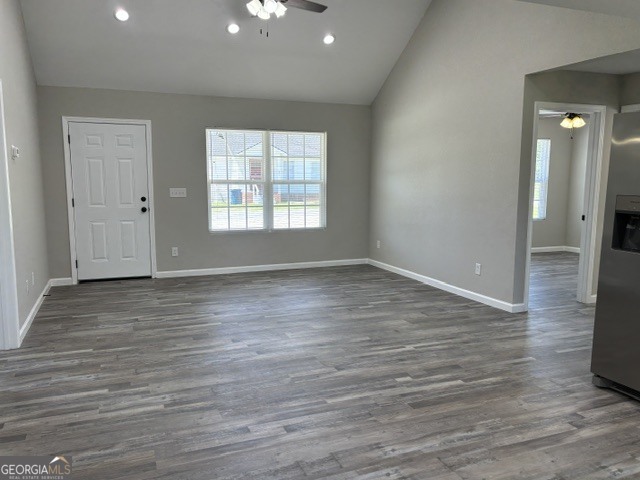 302 E 6th Street Property Photo 4