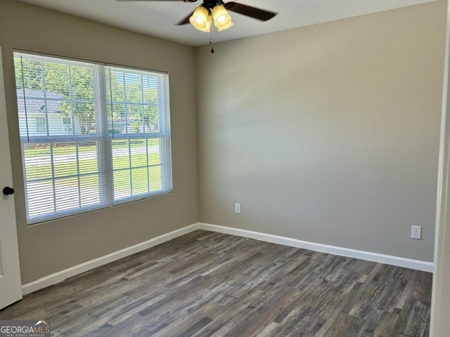 302 E 6th Street Property Photo 6