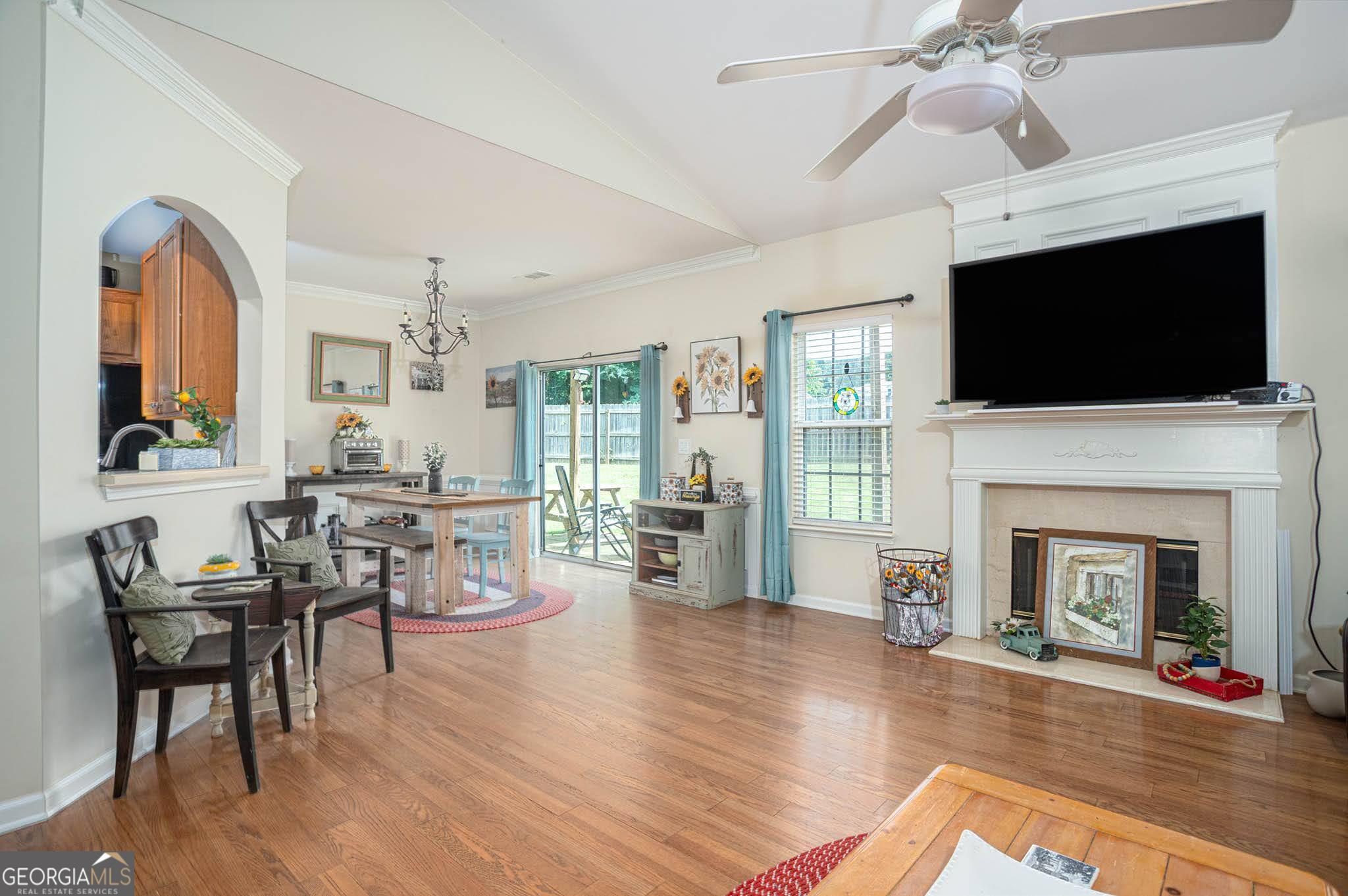 3225 Moss Court Property Photo 9
