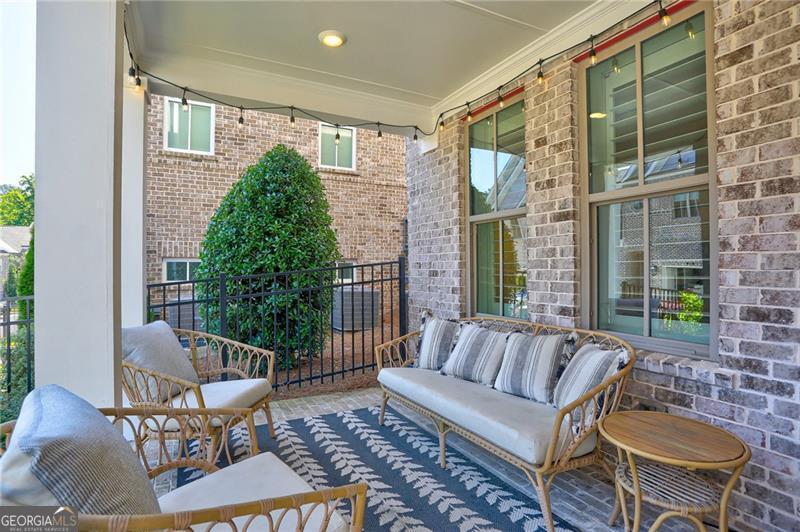 231 Atley Place Property Photo 4