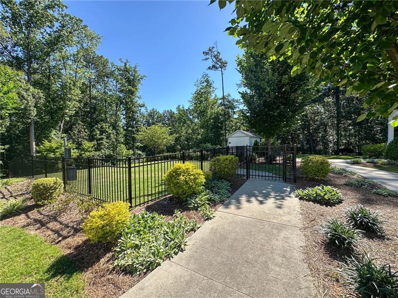 231 Atley Place Property Photo 31