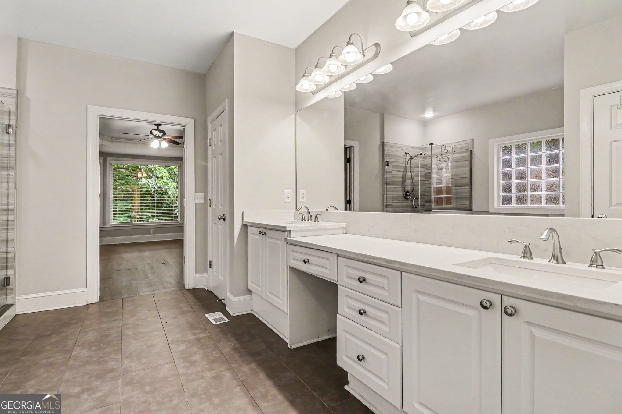 1120 Longcreek Pointe Property Photo 23