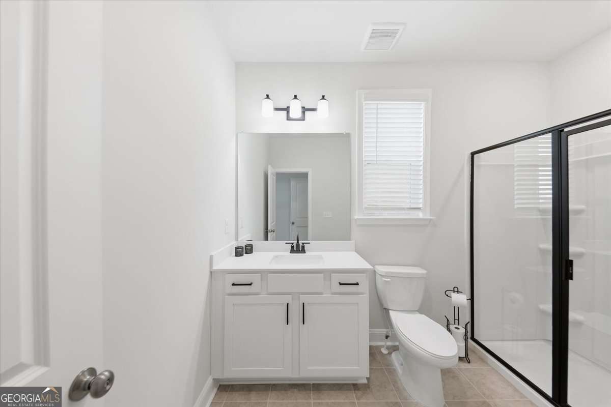 3939 Alderstone Drive Property Photo 13