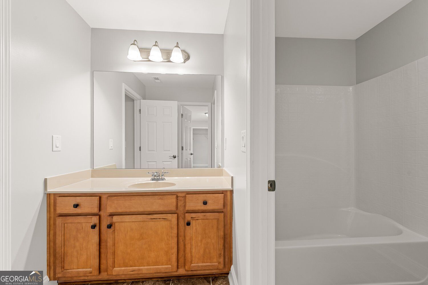 3329 Rosecliff Trace Property Photo 49